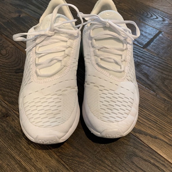 Nike Air Max 270 (GS) - Picture 2 of 7